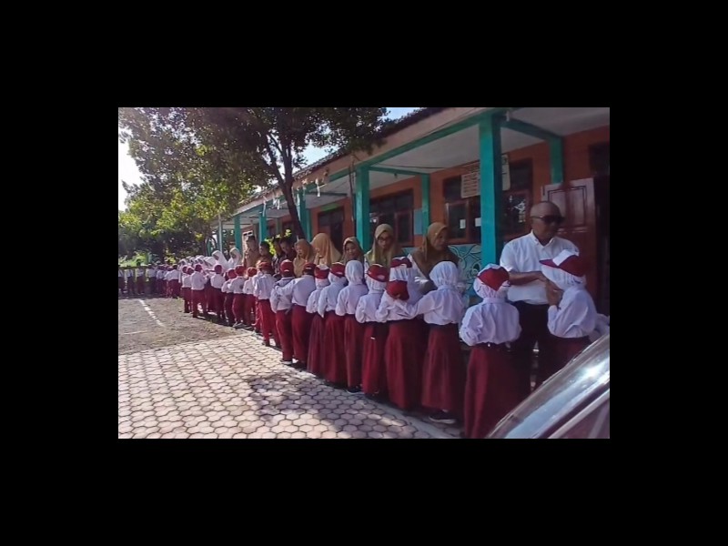 Halal Bihalal SD Negeri 1 Jatisari: Pererat Silaturahmi Guru dan Siswa
